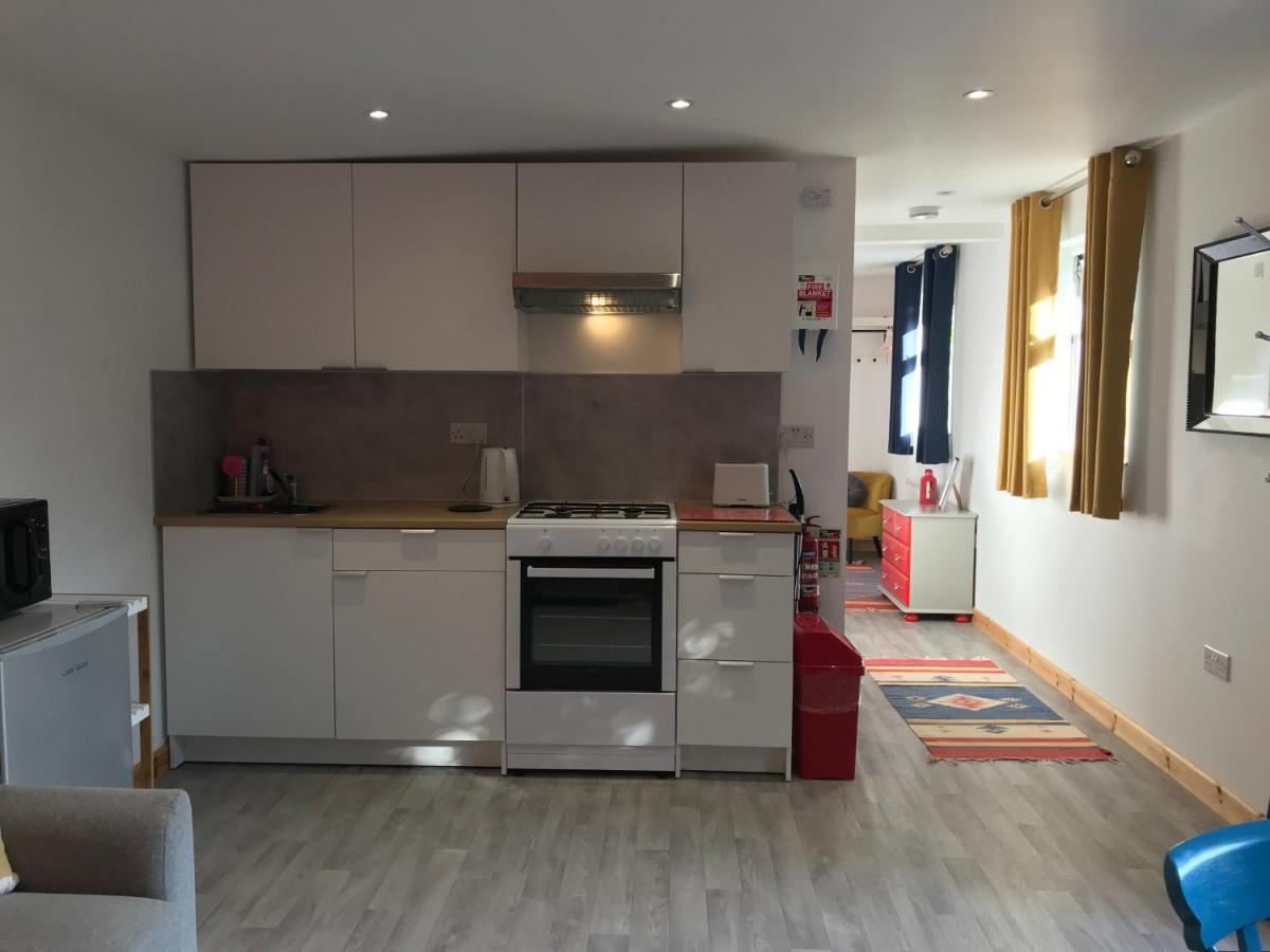 Woodpecker Glamping Cabin Bodmin Bagian luar foto